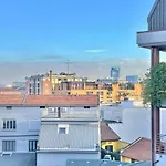 Torelli Home, Moderno E Confortevole, Nel Cuore Della Citta Di Milano, Con Balcone Vista Porta Garibaldi