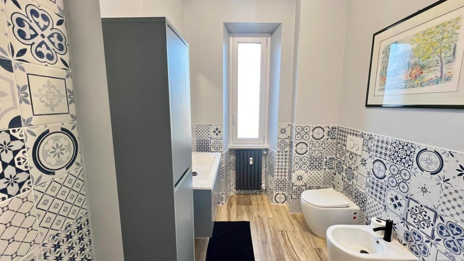 Torelli Home, Moderno E Confortevole, Nel Cuore Della Citta Di Milano, Con Balcone Vista Porta Garibaldi * Milán
