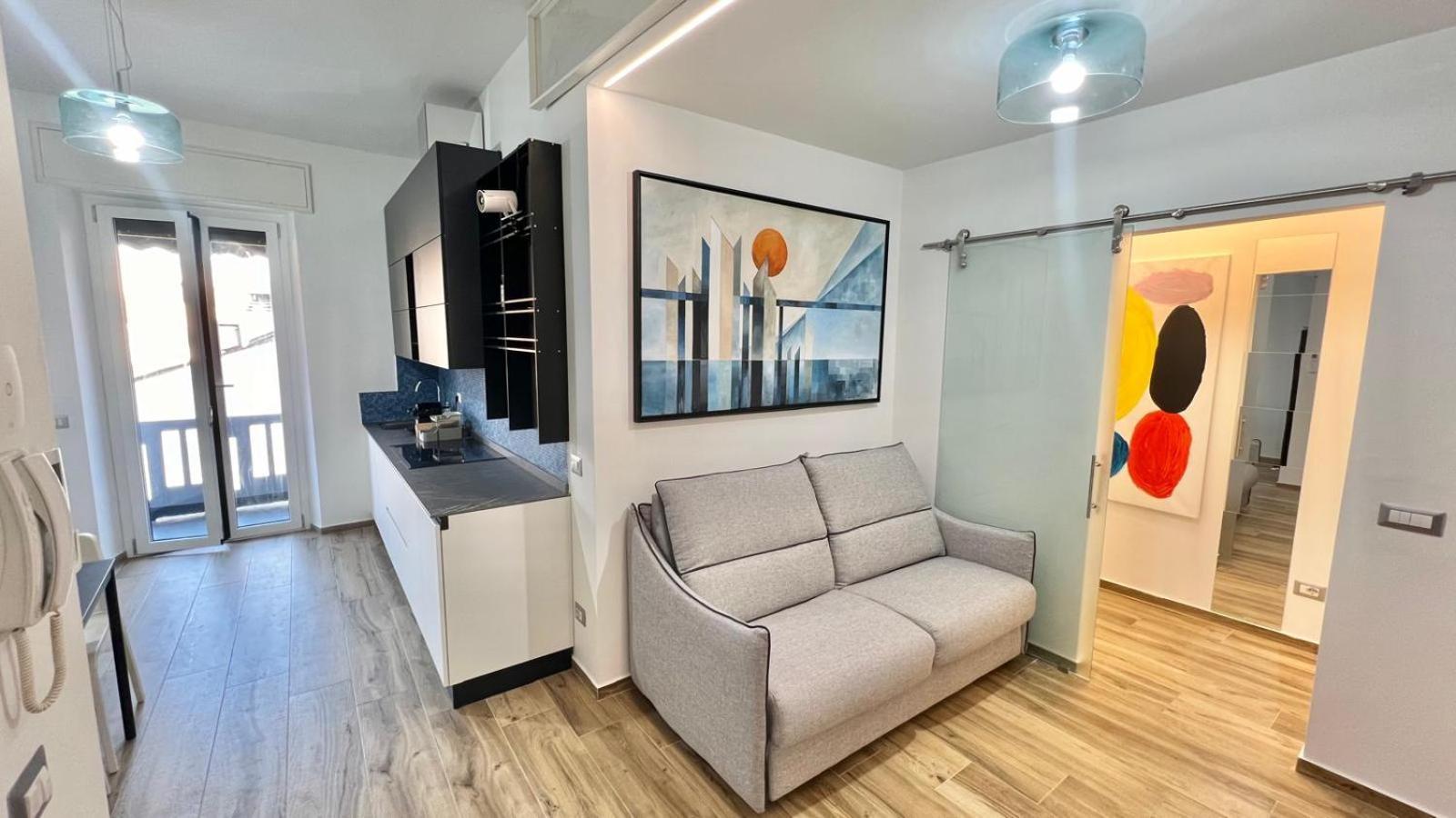 Appartement Torelli Home, Moderno E Confortevole, Nel Cuore Della Citta Di Milano, Con Balcone Vista Porta Garibaldi Milan